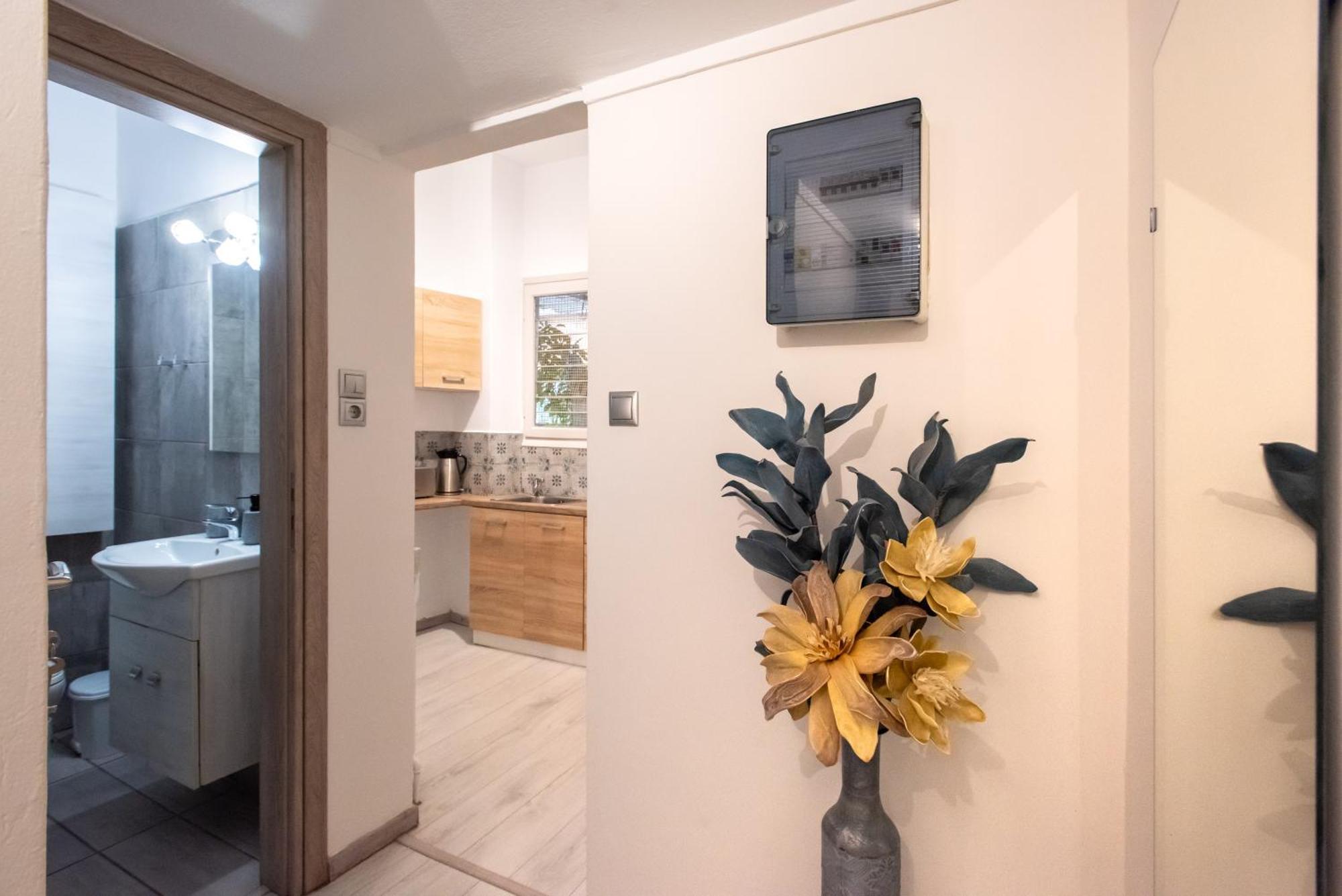 Relax Apartment Under Acropolis Atina Dış mekan fotoğraf